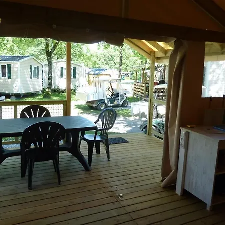 Camping Du Leman Saint Disdille 캠프장 또농-레-방