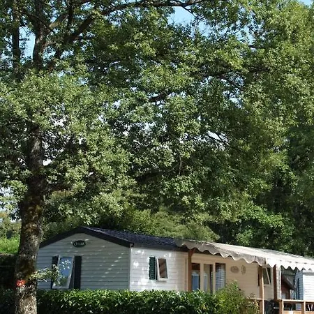 Camping Du Leman Saint Disdille 캠프장 또농-레-방